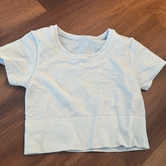 Aerie Offline Workout set - Picture 3 of 4